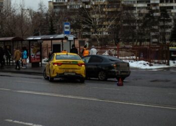 Автоэксперт заявил, что нельзя оценивать автошколы по числу ДТП выпускников
